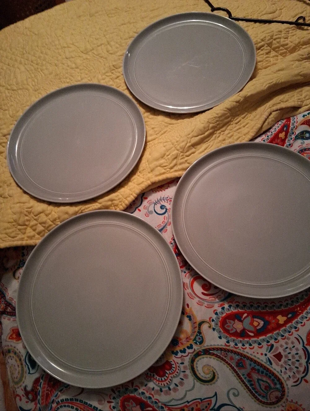 Crate & Barrel by Aaron Probyn Hue Light Gray Dinner Plate 10.5” X4